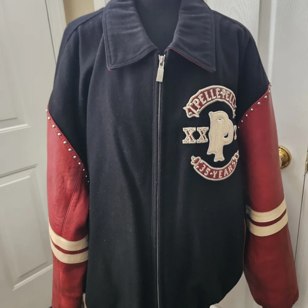 Heavy Weight Coat - Picture 2 of 7